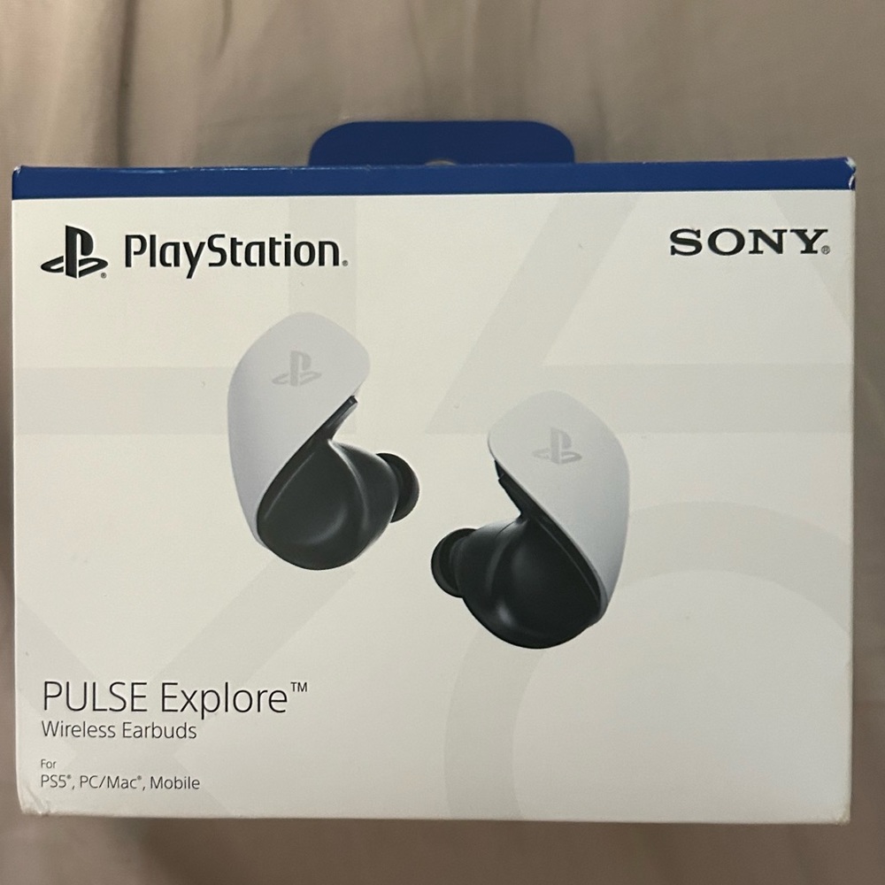 Brand New Sealed Sony Pulse Earbuds